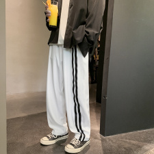 白色