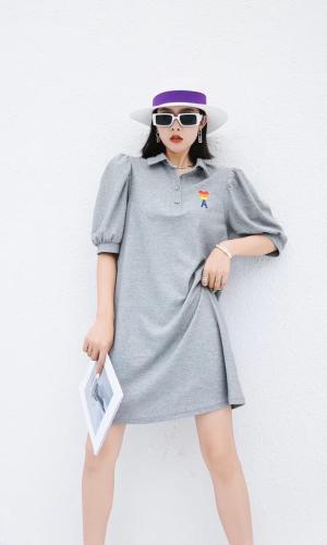 女装
