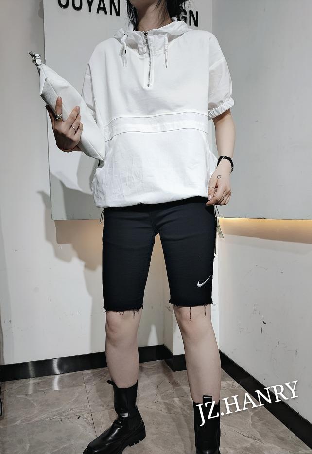 9070短袖帽衫，女装，俊泽.哈妮