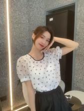 夏季新款小衫，女装，名门布依