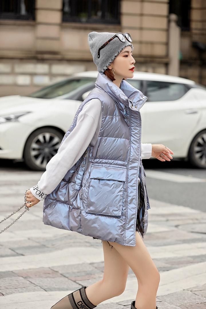 冬装羽绒服更多新款到店查看，女装羽绒服，林依芭莎