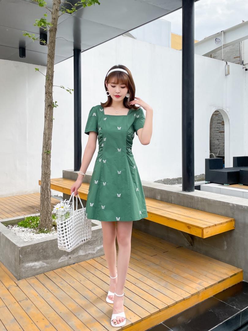少女时代连衣裙，女装连衣裙，英利伊人