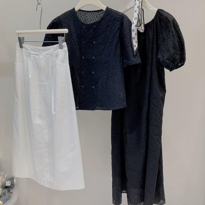 黑色系一组质感的代表，女装，molly fits