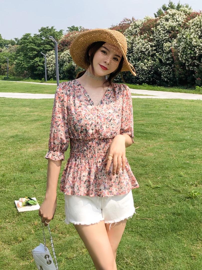 百搭花色收腰美上衣，女装，百变诱惑