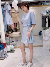 2121夏装新款T桖短裙套装，女装职业装，迷吉meeggle