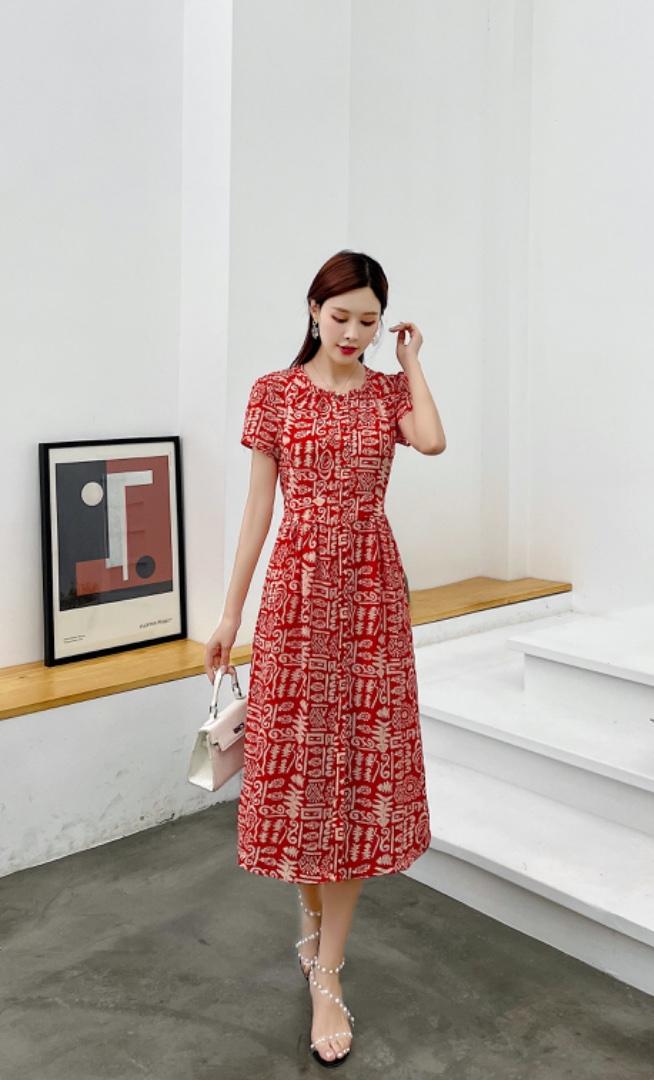 碎花修身显瘦连衣裙，女装连衣裙，天使公主