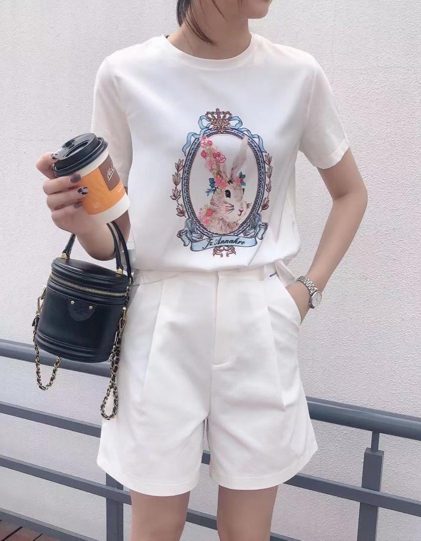 夏季新款高弹牛奶丝魔镜图案T，女装，格瑞琪