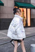 高档时尚羽绒服，女装羽绒服，卡菲莱