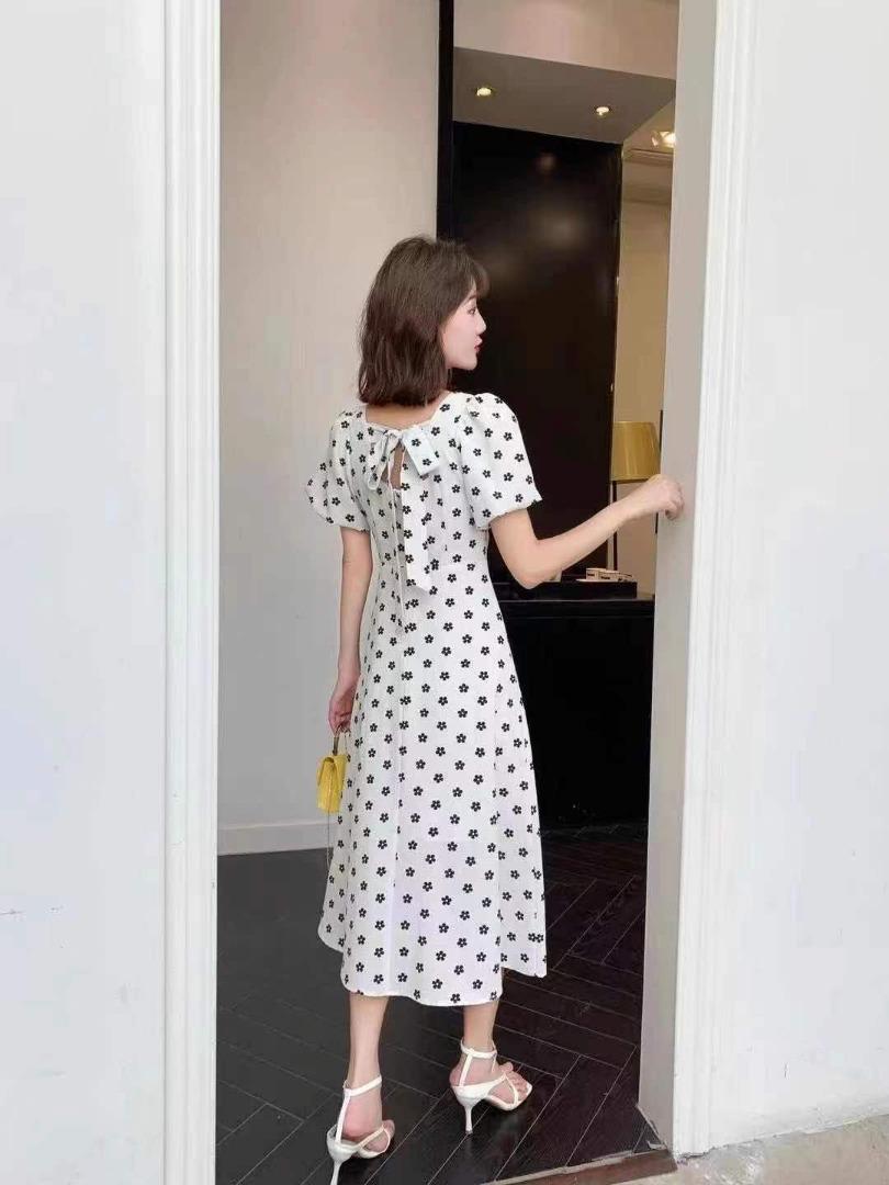 2021年夏季新品梅花印花连衣裙，女装连衣裙，圣伊敏