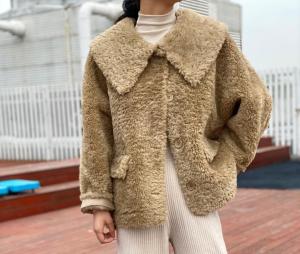女装
