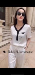 女装