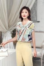 新款花小衫，女装，红利秀雅