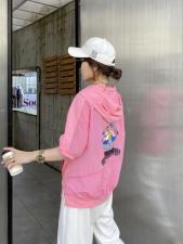 【现货】夏季新款针织防晒纯棉拼接连帽抽绳款笑脸刺绣印花短袖卫，女装，微迪菲
