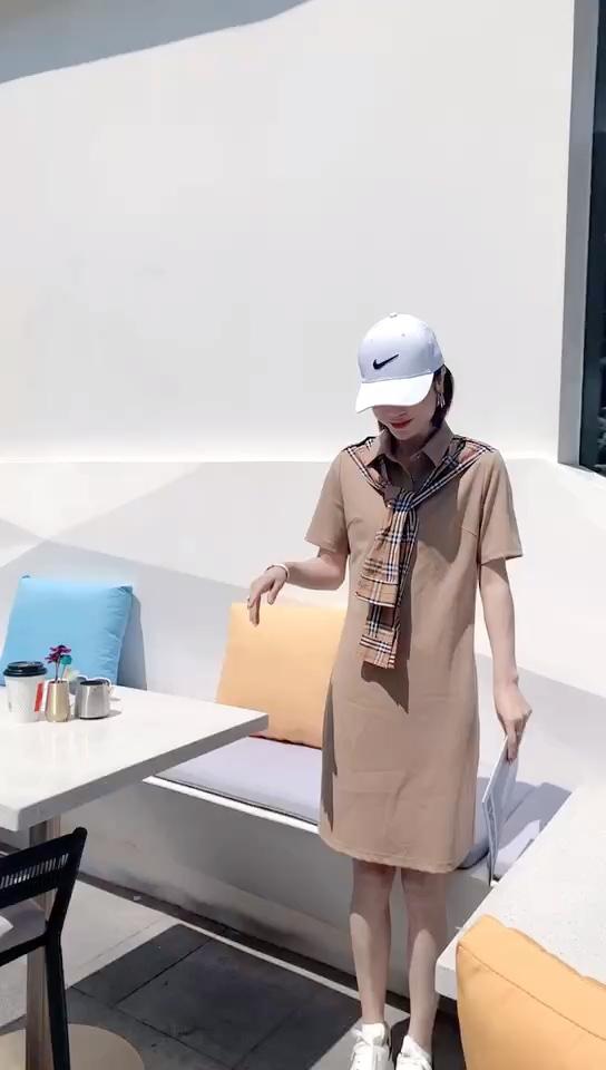 夏季新款，连衣裙，女装连衣裙，万姿风情