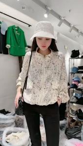 女装