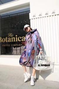 现货，春装长款印花防晒服,女装,火红