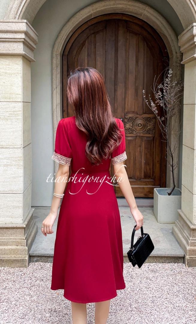 醋酸刺绣领连衣裙……，女装连衣裙，天使公主