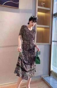 现货 夏季韩版花色压褶连衣裙，女装连衣裙，卡多多