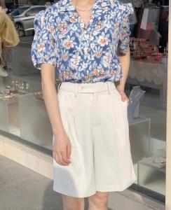 女装