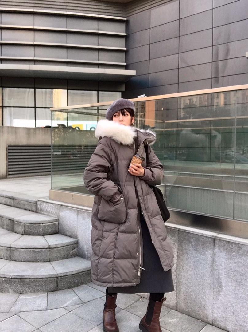 狐狸毛大毛领长款羽绒服，女装羽绒服，尚映