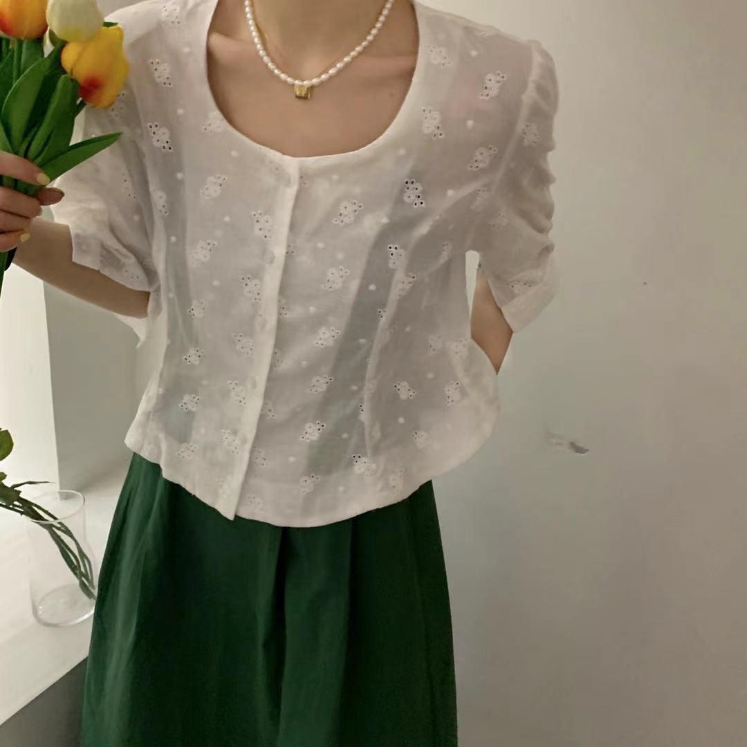别致的刺绣上衣配复古绿半裙，女装半身裙，roobora
