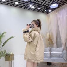 ZHG8105洋气亮皮真狐狸毛领内胆羽绒保暖皮草外套，女装皮草，L·H·X