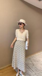 【现货】夏季新款显瘦V领两件套碎花裙，女装，东洋天堂之花