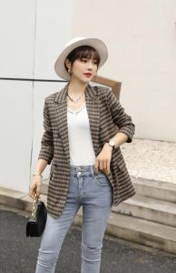 春季时装休闲西装，女装西装，宝姿余