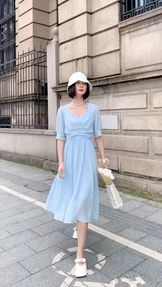 【现货】夏季新款纯色镂空绣花带珍珠包包连衣裙，女装连衣裙，东洋天堂之花