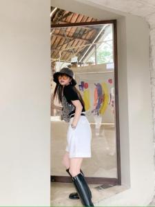 洋气亮片T 百搭款,女装,Alissa Lin
