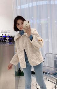 现货冬款皮毛一体娃娃领毛毛外套，女装，涵美人