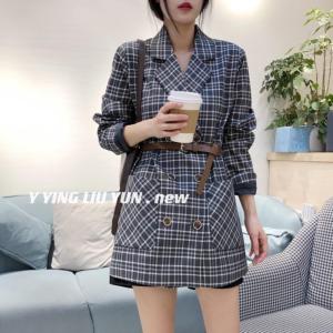 格子双排扣 腰带款西装外套,女装西装,迎盈柳韵