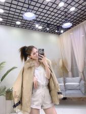 ZHG8105洋气亮皮真狐狸毛领内胆羽绒保暖皮草外套，女装皮草，L·H·X