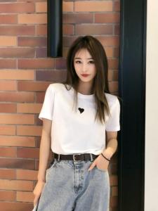 DG875-2021春季新款时尚百搭刺绣爱心短袖T恤,女装T恤,L·H·X