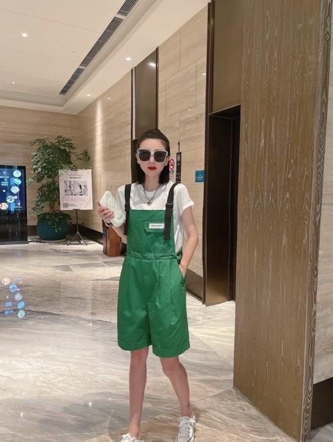 新款两件套短裤，女装，魅丽依族