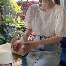 灯笼袖刺绣工艺米花纹上衣，女装，新袖