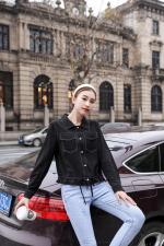 时尚小清晰黑白两色百搭衬衫，女装衬衫，百变诱惑