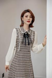 【现货】学院风百搭连衣裙,女装连衣裙,新依佳人