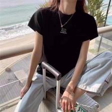 现货、纯棉休身版T、质地柔软舒适，女装，素墨