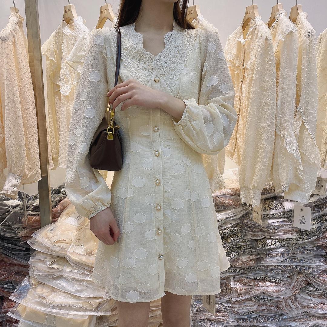 春季韩版修身连衣裙，女装连衣裙，朵缇