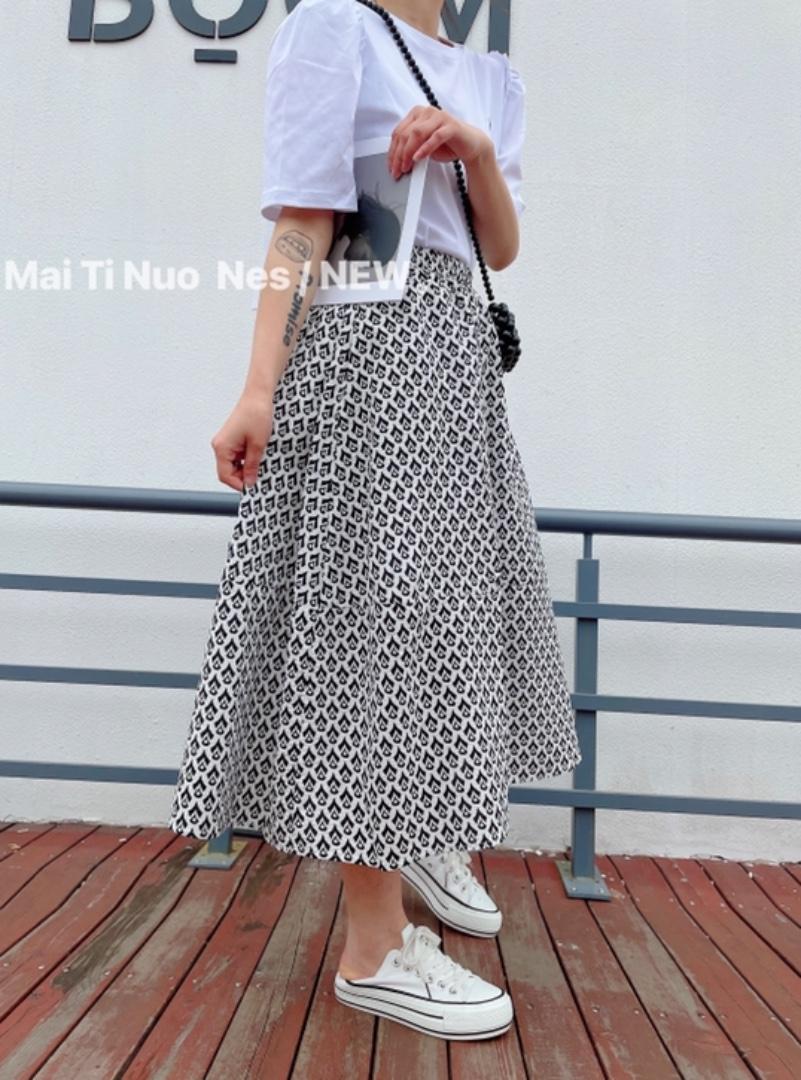 新款半裙，女装半身裙，麦缇诺