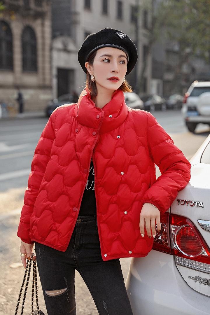 羽绒服，女装羽绒服，真维多利