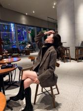 羽绒服西装，女装羽绒服，烜霏