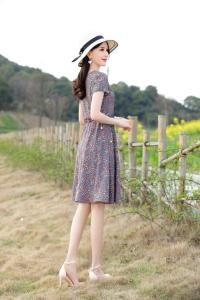现货，淑女小碎花连衣裙，女装连衣裙，金典明美