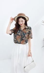 女装