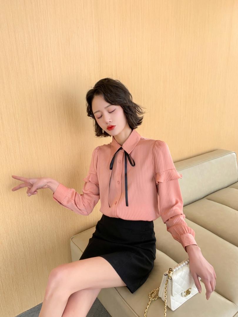 伊 越 HZYY21HZYY21107594