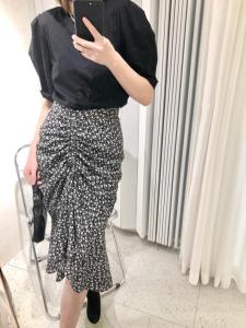 新款垫肩Ｔ 米色 黑色,女装,E.FAXIAN伊发现