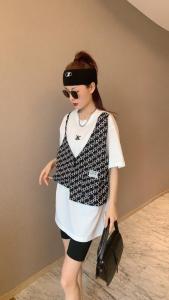 女装
