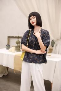 碎花小衫,女装,品炫姿