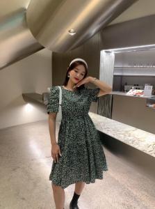 夏季新款 韩版小房子图案连衣裙,女装连衣裙,红头发儿